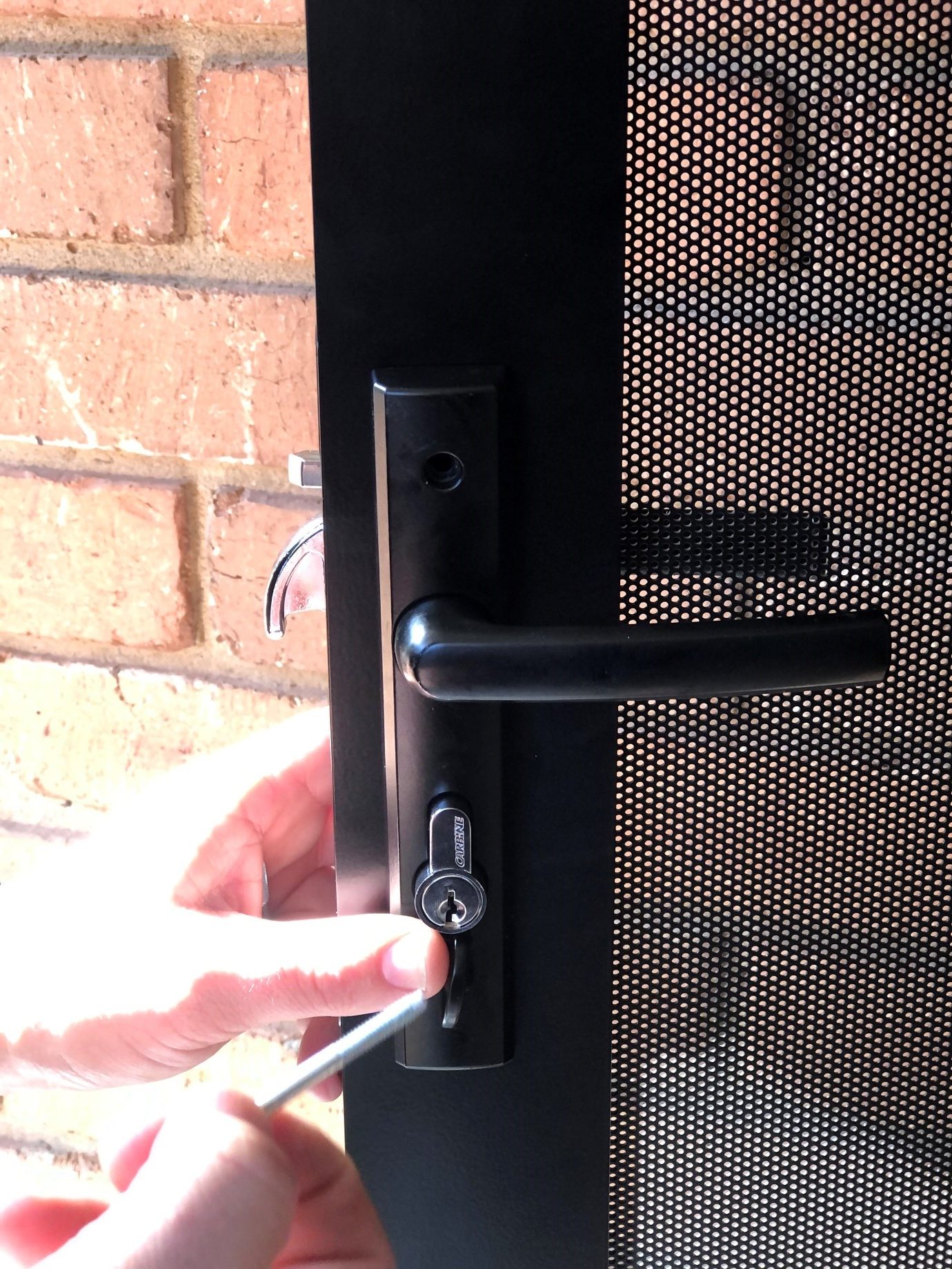 licensed locksmith Melbourne non-destructive entry